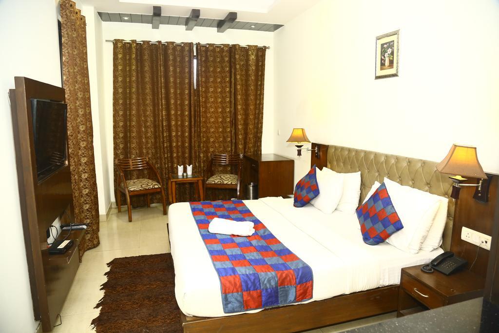 Hotel Smart Inn 2 New Delhi Extérieur photo