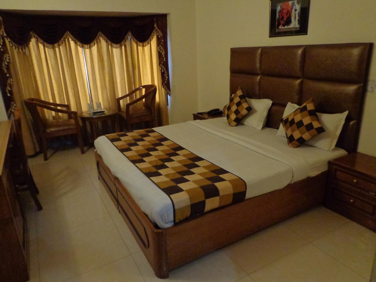 Hotel Smart Inn 2 New Delhi Extérieur photo
