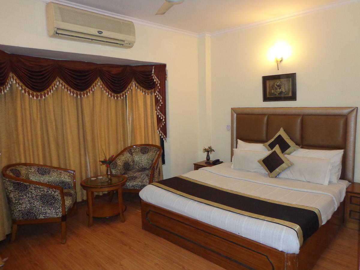 Hotel Smart Inn 2 New Delhi Extérieur photo