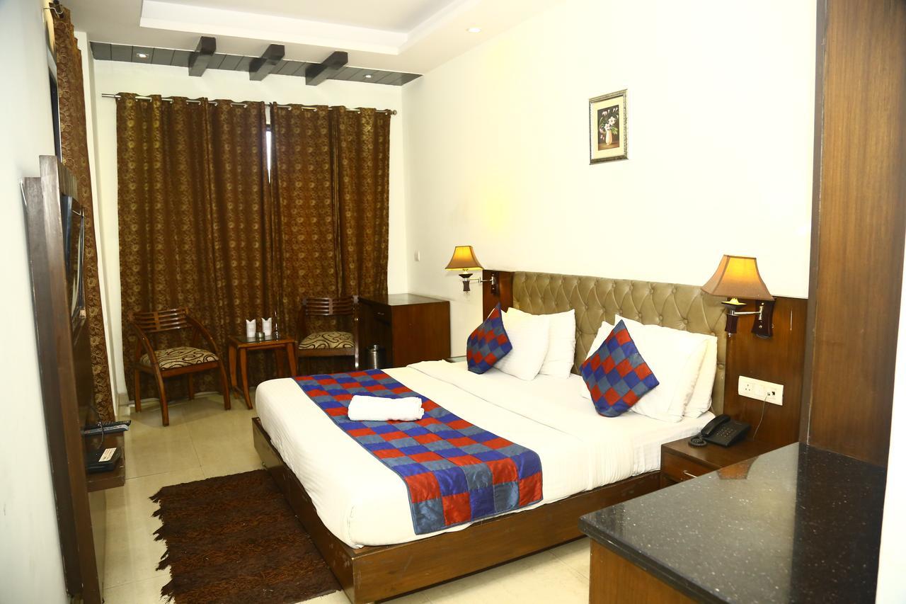 Hotel Smart Inn 2 New Delhi Extérieur photo