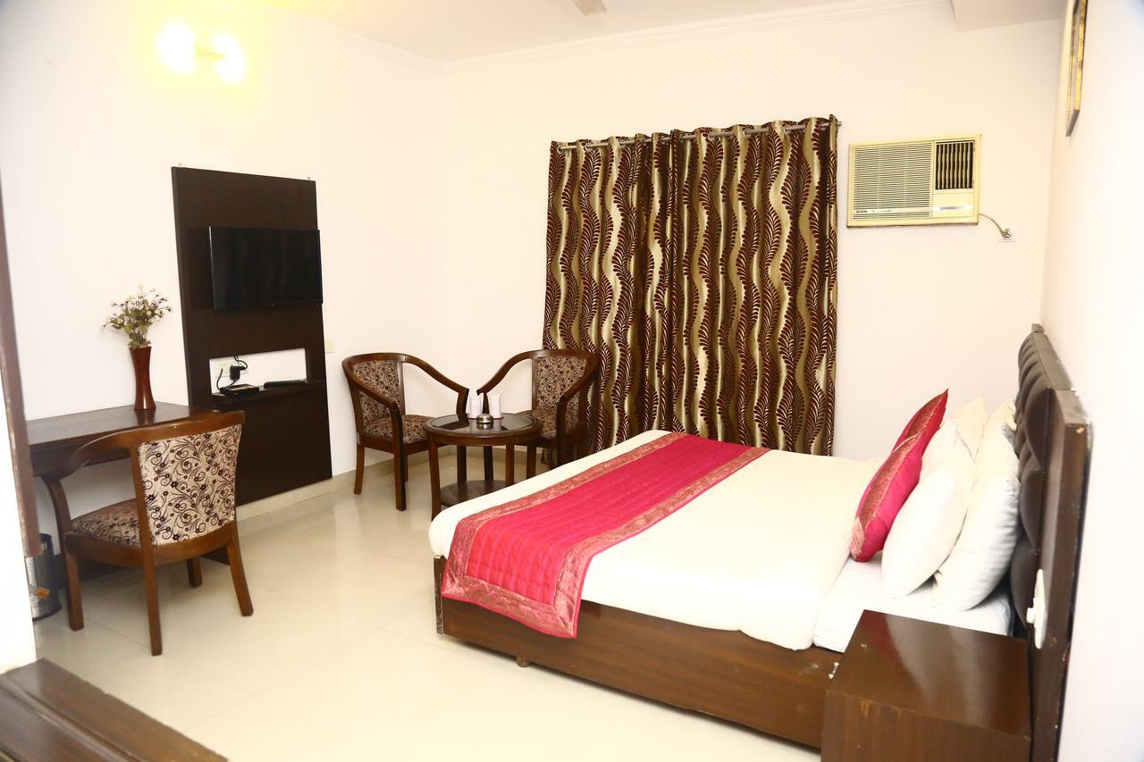 Hotel Smart Inn 2 New Delhi Extérieur photo